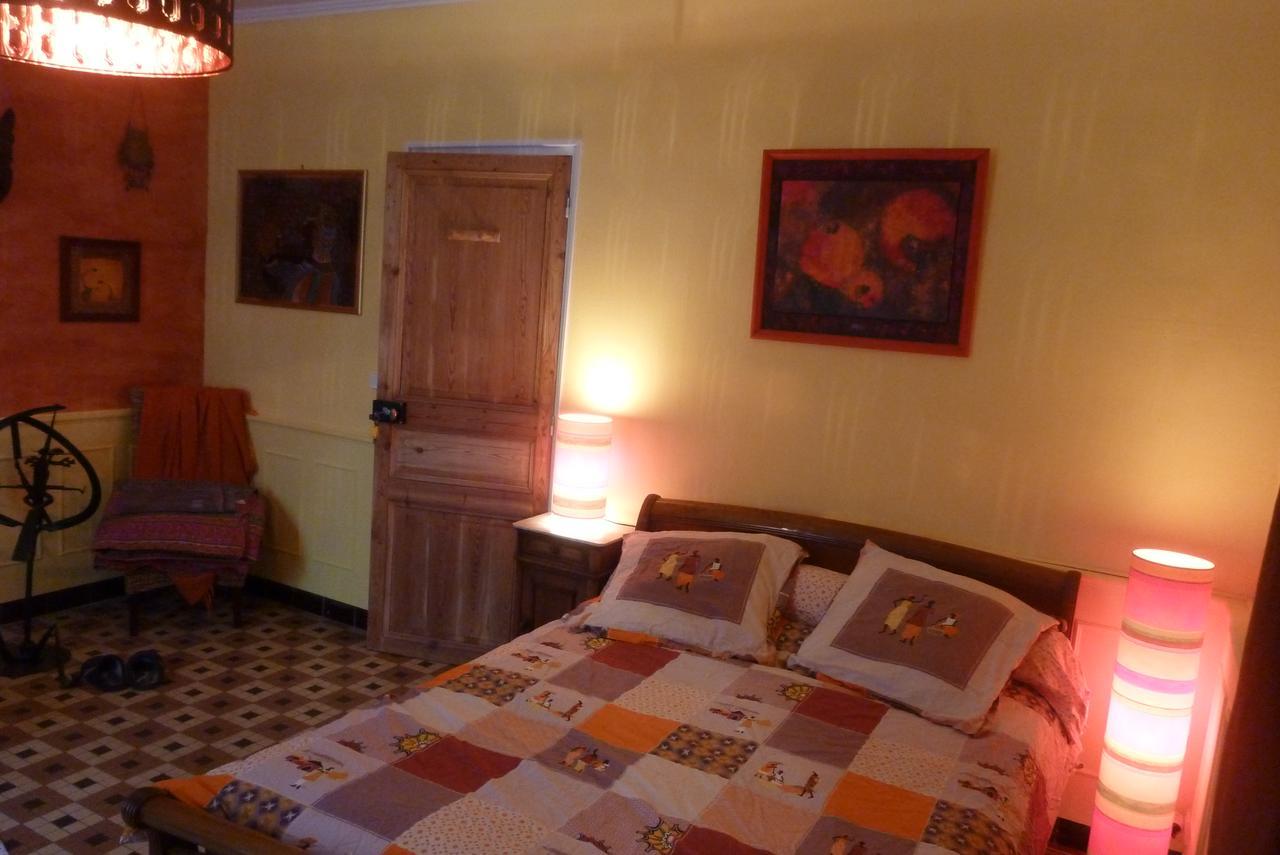 Le Fer En Ceze Bed & Breakfast Sabran Ngoại thất bức ảnh